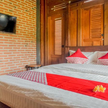 Hotel Batukaras Kalaras Zewnętrze zdjęcie