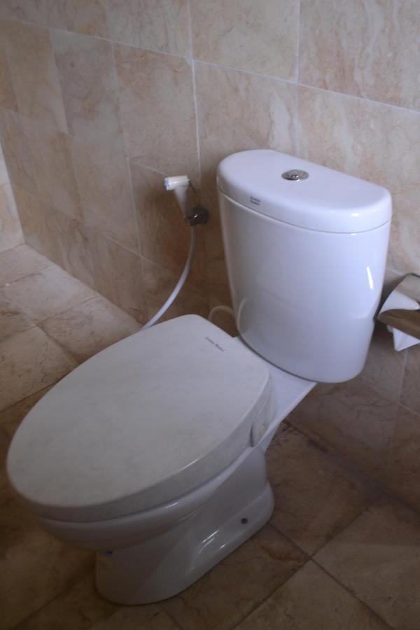 Hotel Batukaras Kalaras Zewnętrze zdjęcie