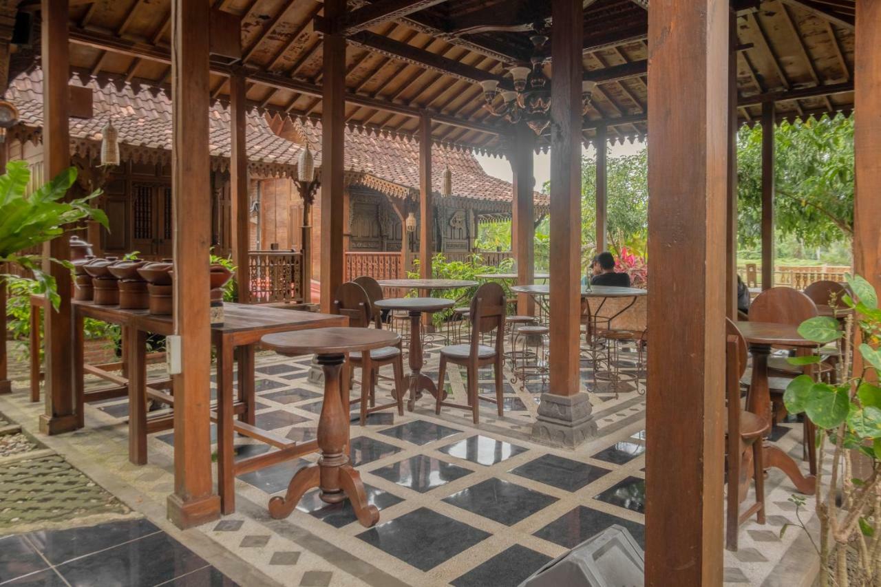 Hotel Batukaras Kalaras Zewnętrze zdjęcie