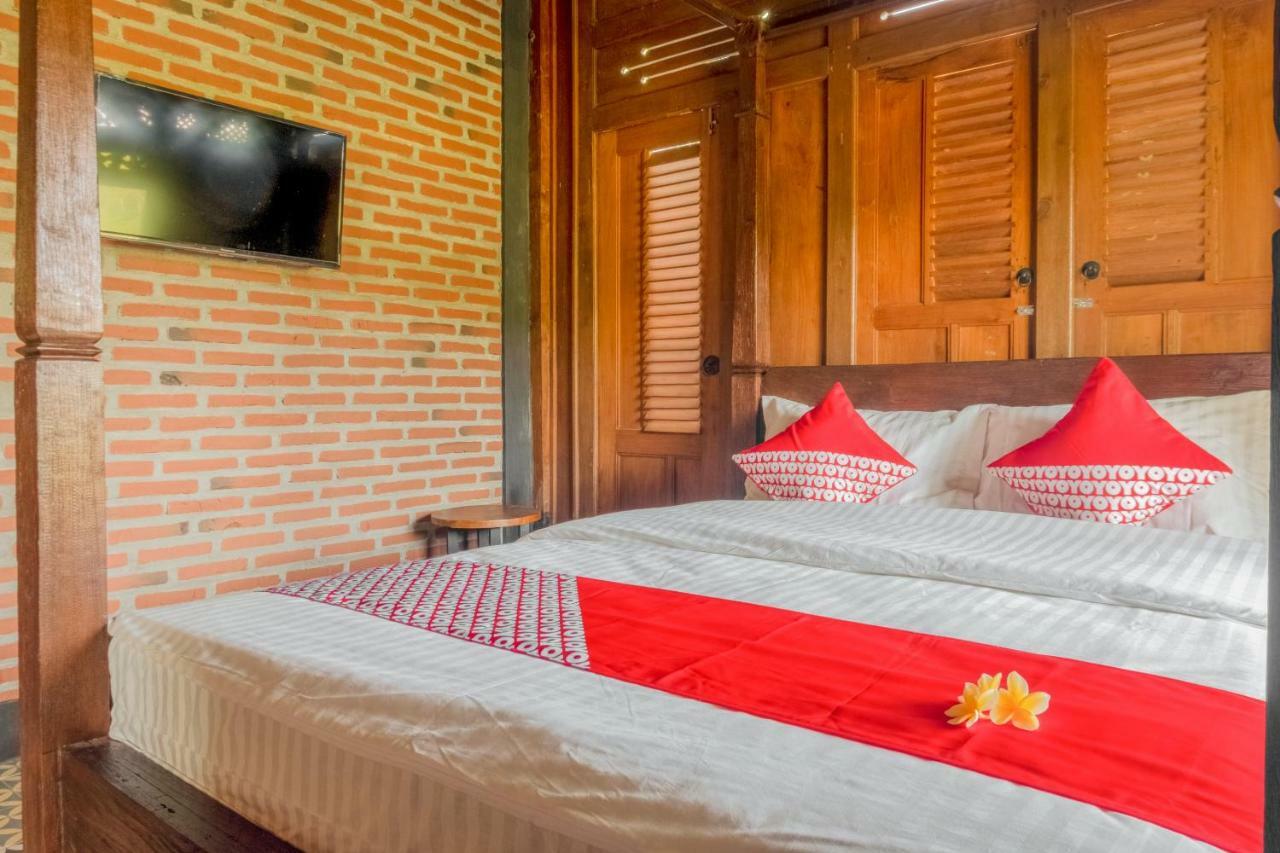 Hotel Batukaras Kalaras Zewnętrze zdjęcie
